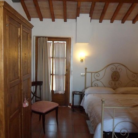Fullino Nero Rta - Residenza Turistico Alberghiera เซียนา ภายนอก รูปภาพ