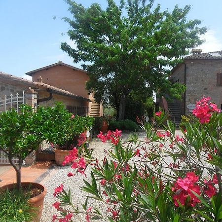Fullino Nero Rta - Residenza Turistico Alberghiera เซียนา ภายนอก รูปภาพ