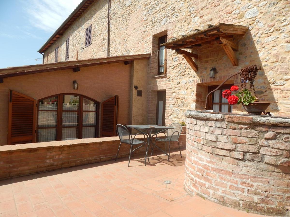 Fullino Nero Rta - Residenza Turistico Alberghiera เซียนา ภายนอก รูปภาพ