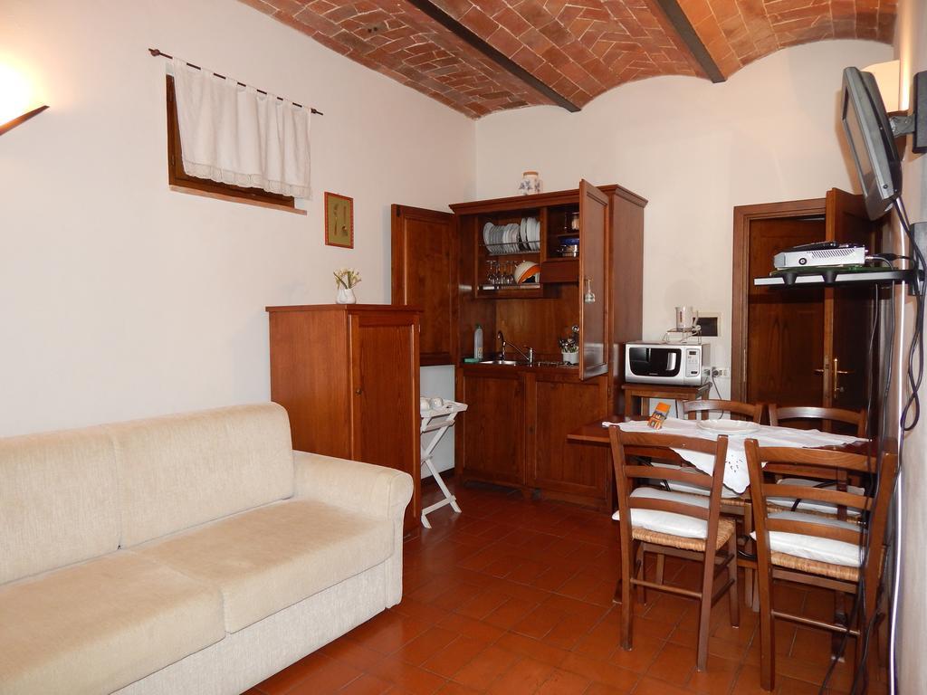 Fullino Nero Rta - Residenza Turistico Alberghiera เซียนา ภายนอก รูปภาพ