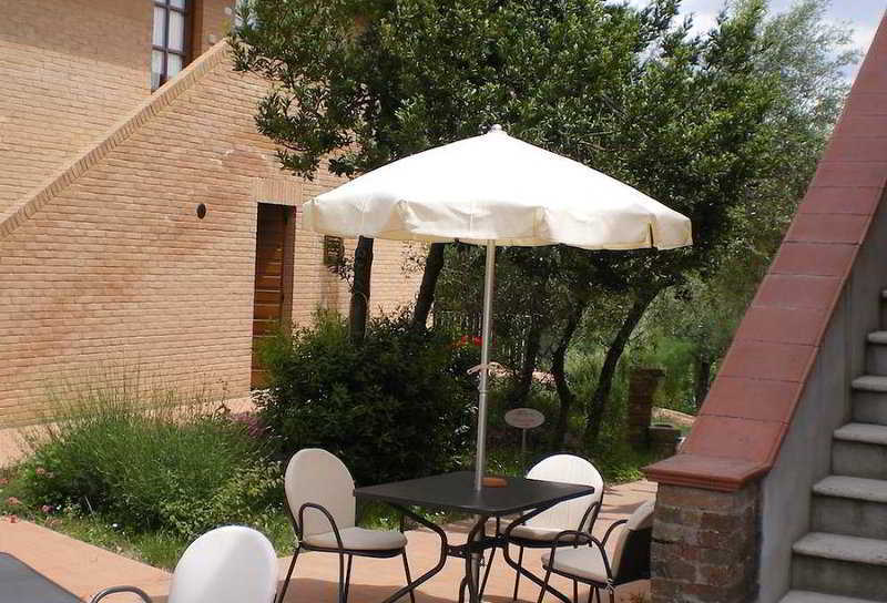 Fullino Nero Rta - Residenza Turistico Alberghiera เซียนา ภายนอก รูปภาพ
