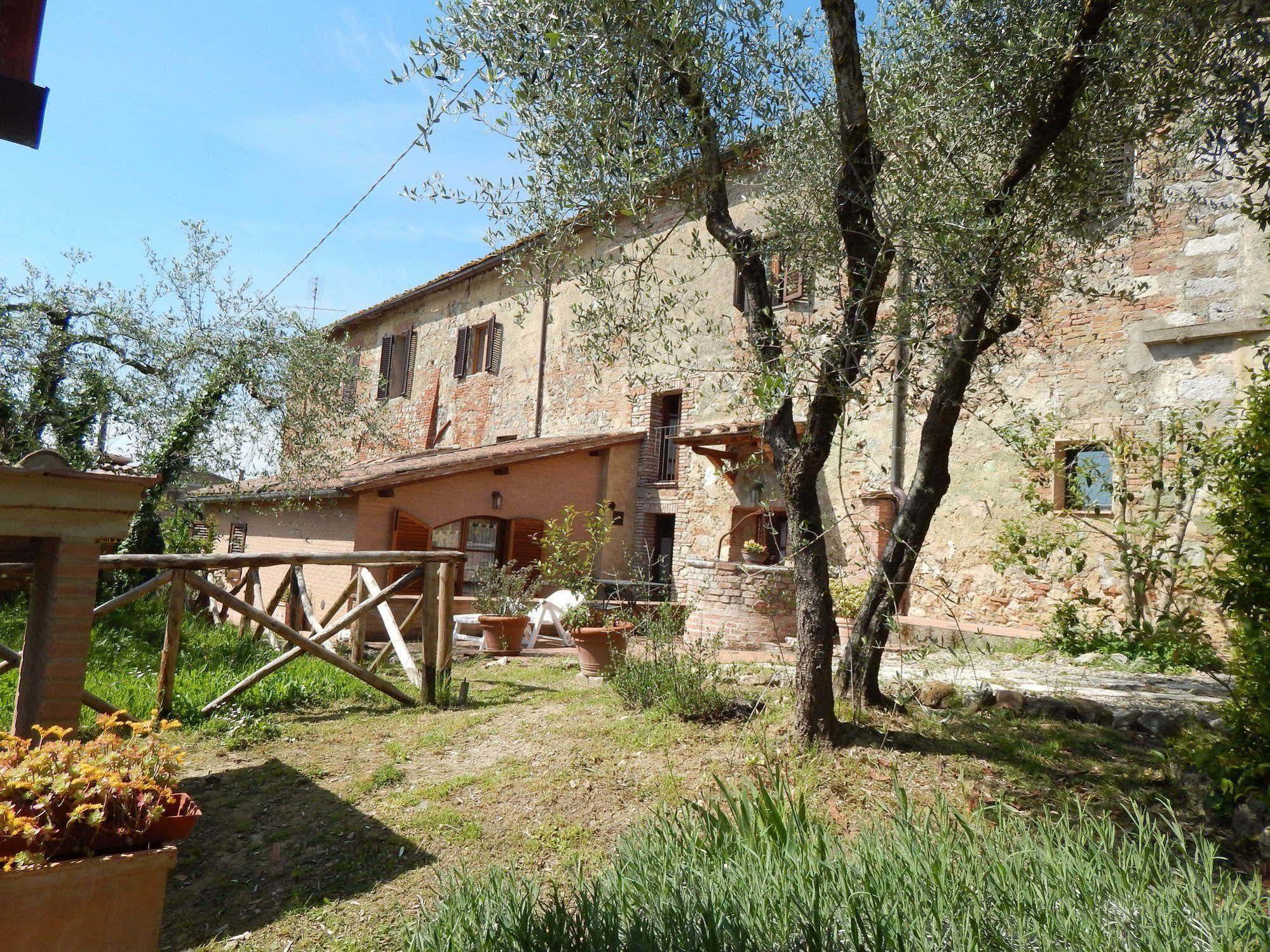 Fullino Nero Rta - Residenza Turistico Alberghiera เซียนา ภายนอก รูปภาพ
