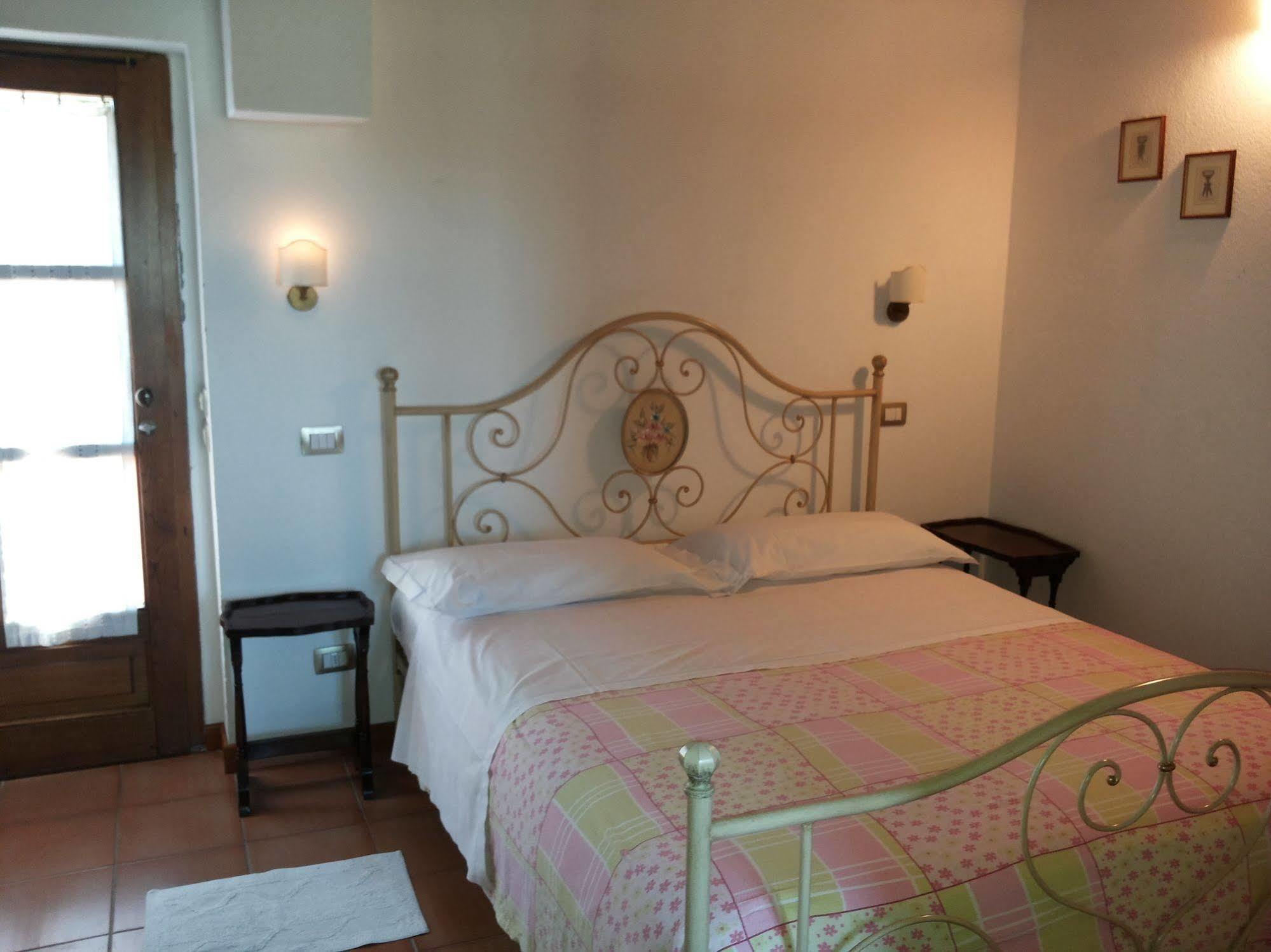 Fullino Nero Rta - Residenza Turistico Alberghiera เซียนา ภายนอก รูปภาพ