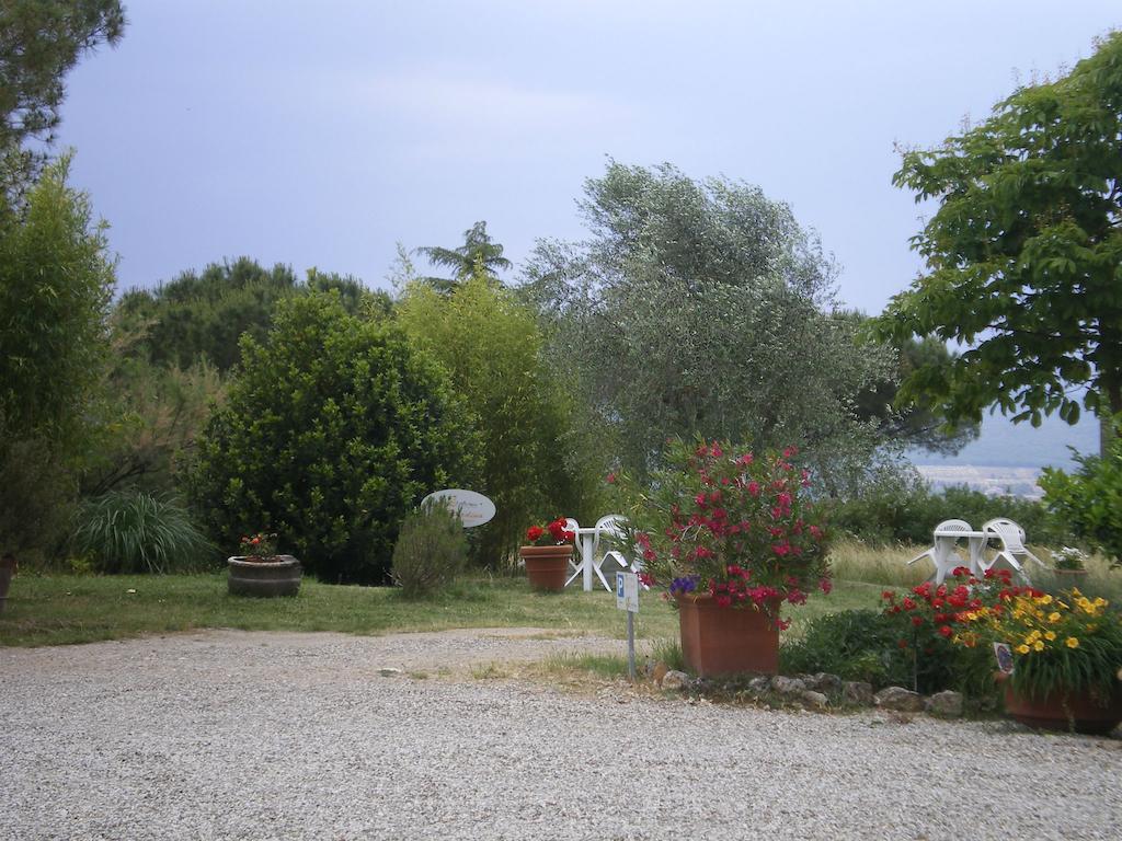 Fullino Nero Rta - Residenza Turistico Alberghiera เซียนา ภายนอก รูปภาพ